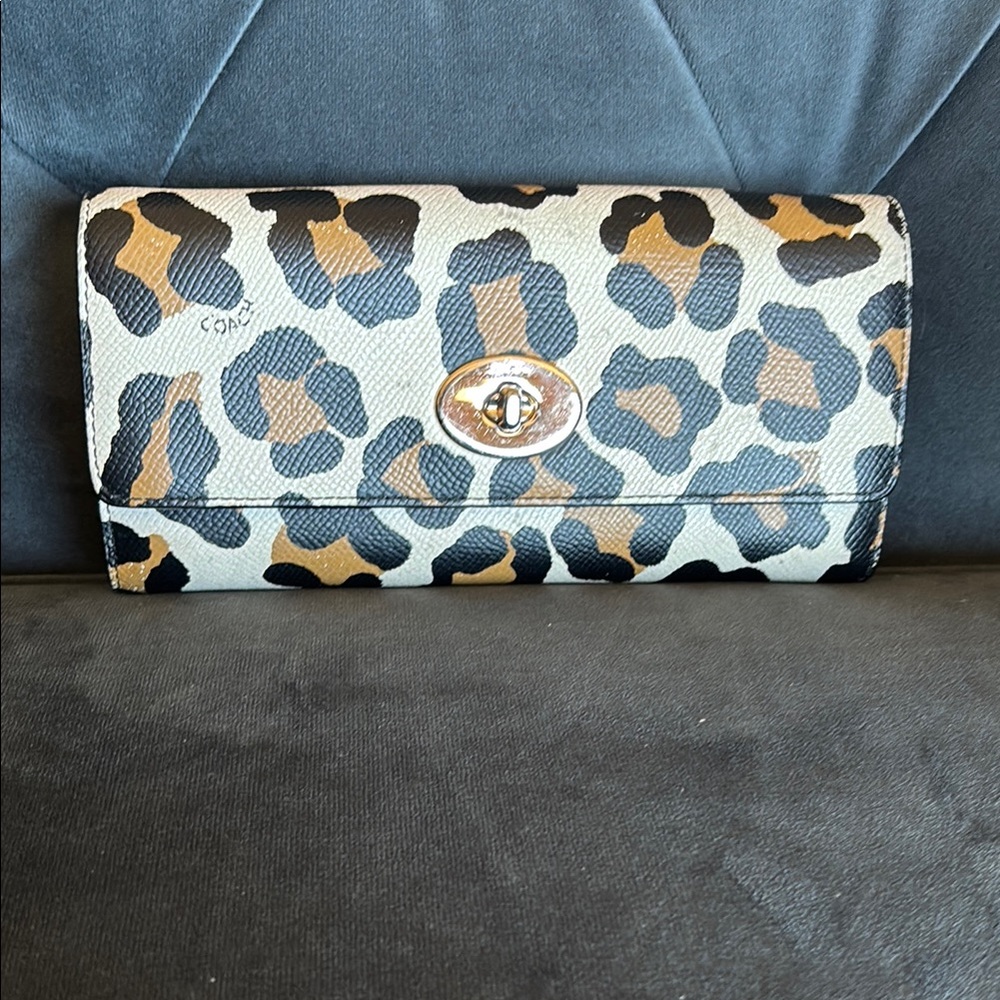 Coach Leopard Print Women's Clutch wallet with slim envelopes pouch